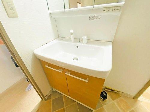 セントラルヒルズI棟の洗面所|洗面台・リフォーム歴あり