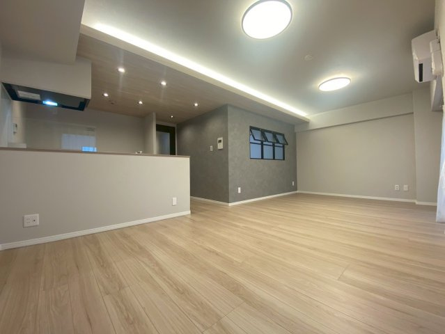 ワコーレロイヤルヒルズ横浜蒔田