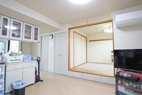 アルファステイツ鷹取駅前の居間・リビング|リビングダイニング