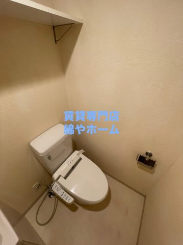 エステムプラザ難波WESTⅡプレディアのトイレ|シンプルで使いやすいトイレです
