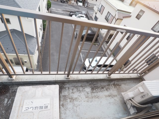 【バルコニー】