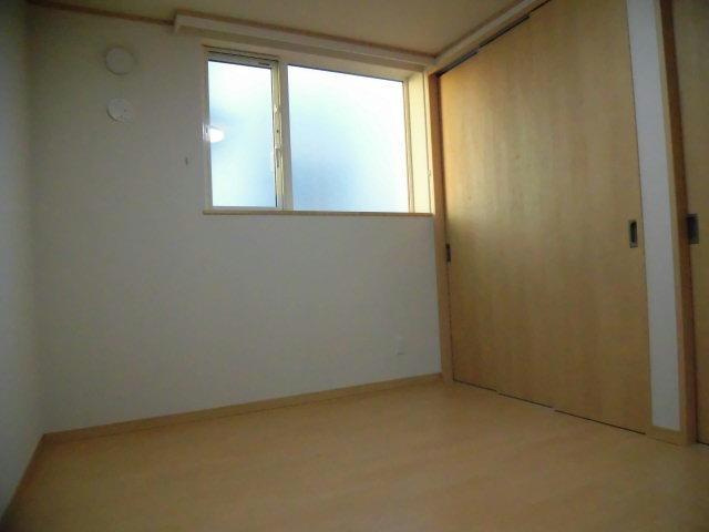 リバーサイドの洋室