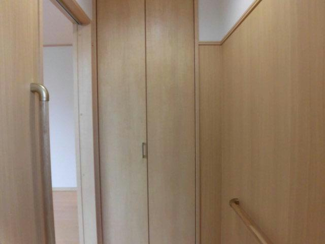 リバーサイドの玄関