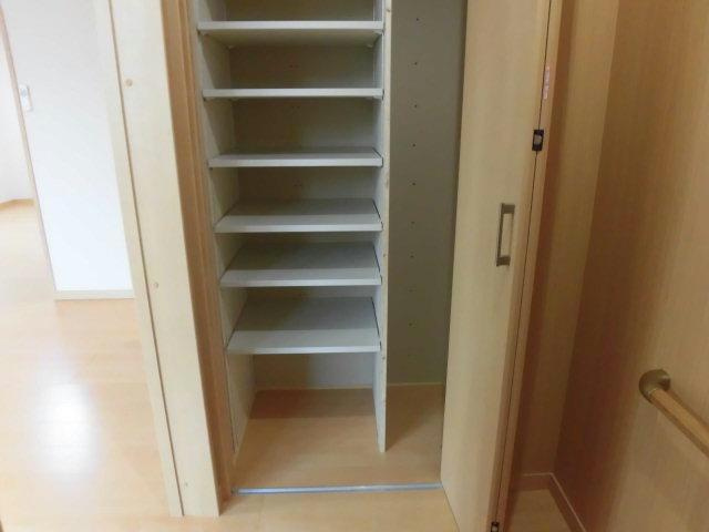 リバーサイドの玄関