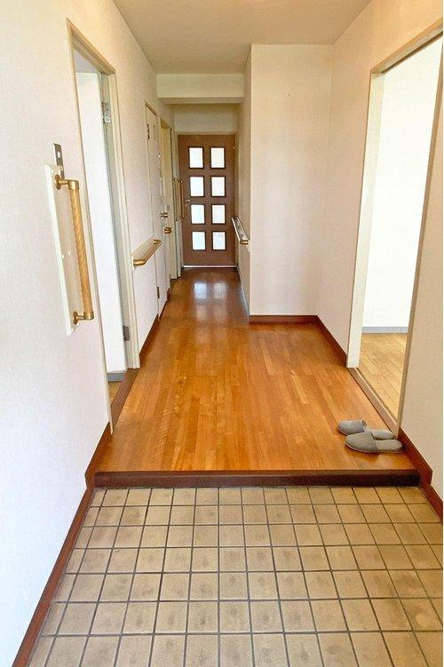 万葉ハイツ舞子の玄関|玄関