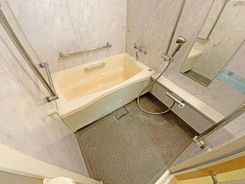 万葉ハイツ舞子の浴室|浴室