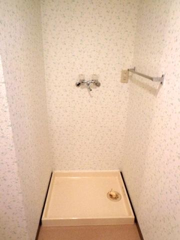 横浜公園通り弐番館の設備|洗濯機が置けます