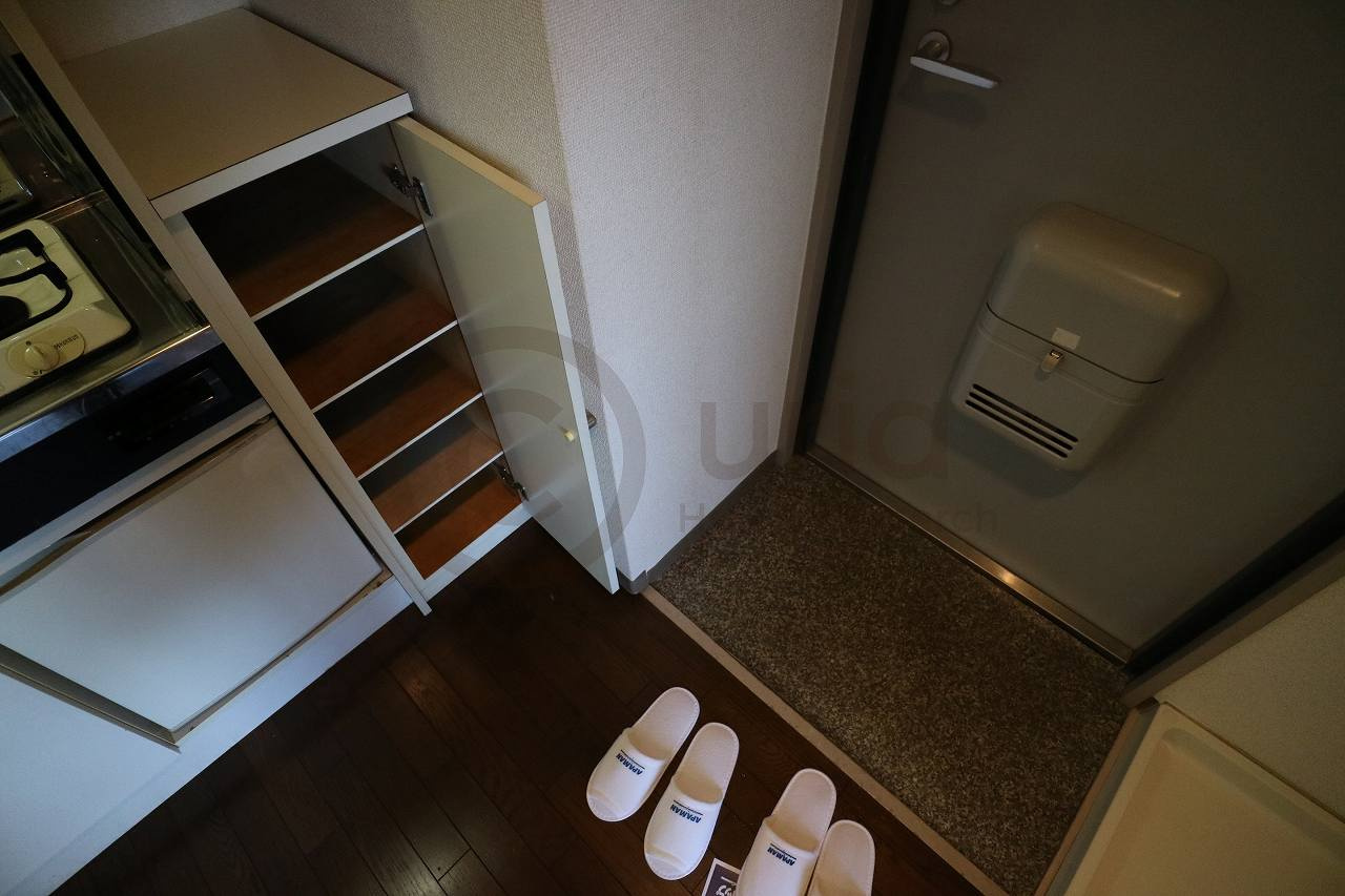 シェトワ大石の玄関