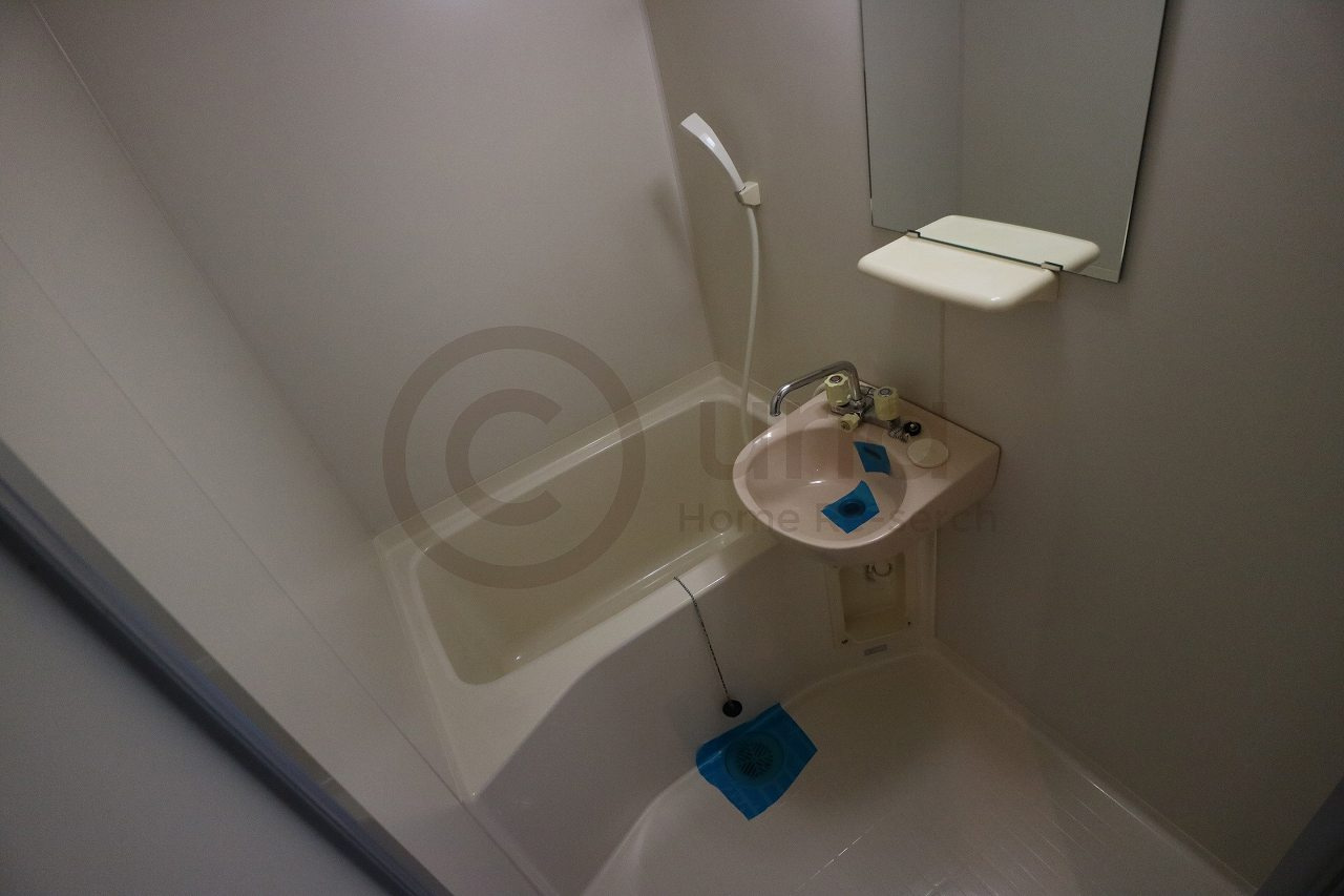 シェトワ大石の浴室