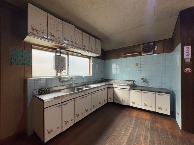 葛城市大畑　中古戸建のキッチン|キッチン♪