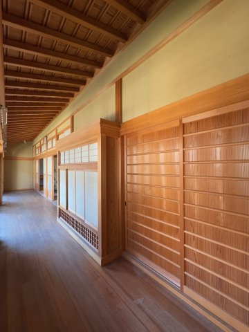 葛城市大畑　中古戸建の内装|蔵に入る扉♪