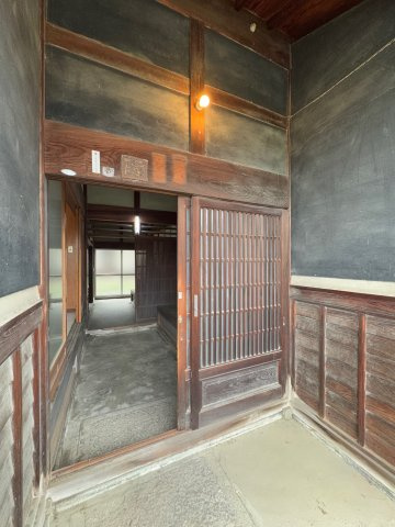 葛城市大畑　中古戸建の玄関|趣のある玄関!(^^)!