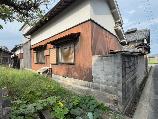 葛城市大畑　中古戸建の外観|裏側♪