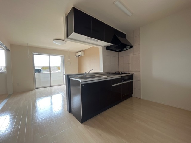 ＬＩＮＥのキッチン|キッチン