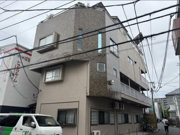 杉並区荻窪１丁目の賃貸マンションの外観