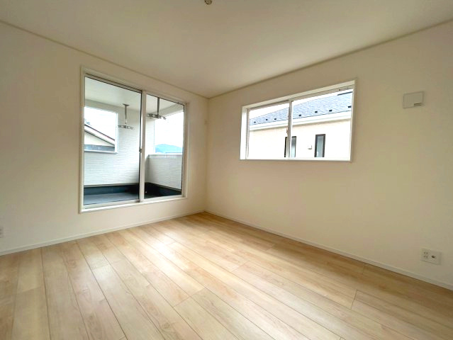 新築戸建　長野市松岡　全３棟の洋室