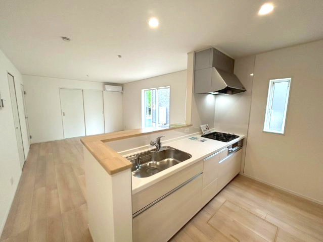 新築戸建　長野市松岡　全３棟のキッチン