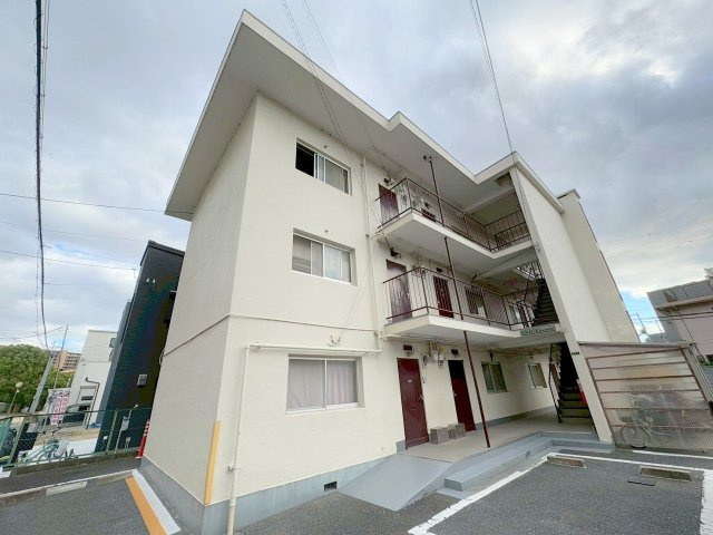 グレースマンションの外観