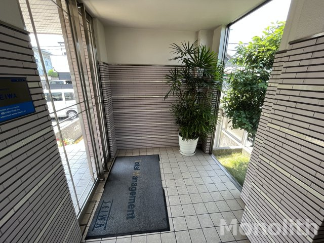 ベルナードコンフォートのエントランス