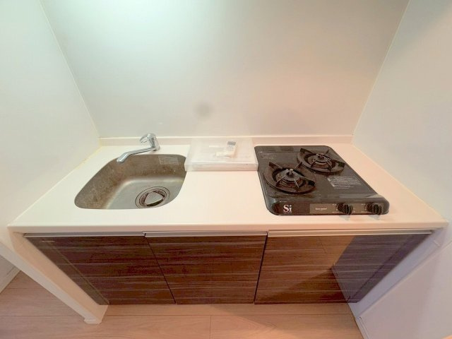 スプランディッド新大阪DUEのキッチン