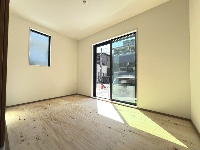 【和室】 | 福岡市城南区西片江2丁目1期　1号棟（全2棟）【仲介手数料無料・0円】 | 現地写真。1階和室です。