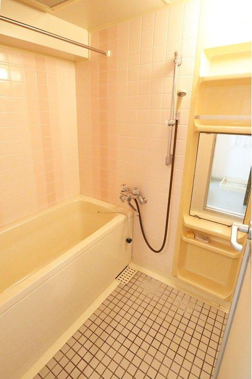 ライオンズマンション北鈴蘭台第二の居間・リビング