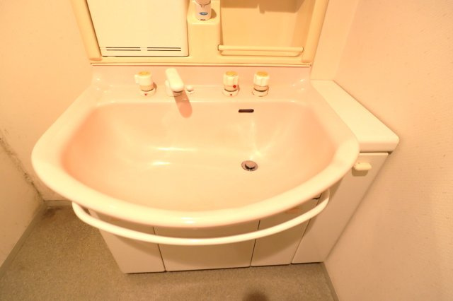 ライオンズマンション北鈴蘭台第二の居間・リビング|リビングダイニング