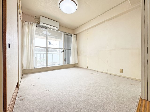 夢野ハイタウン3号棟の洋室|洋室 約5.25帖