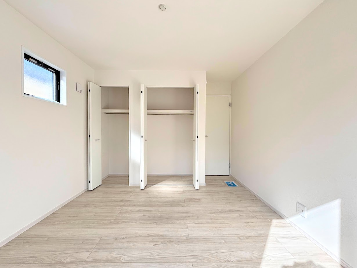 港南区上永谷4丁目　新築戸建ての収納|◆暮らし心地を大きく左右する収納を、適材適所に配置し使い勝手を考慮しました。空間を余すところなく有効利用した収納は生活空間をより上質なものにしてくれるでしょう。
