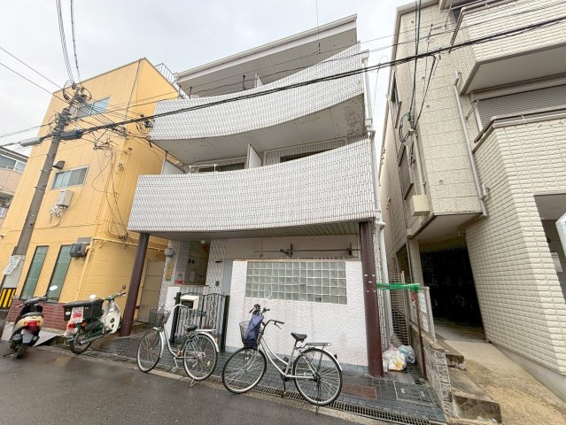 大美コーポの外観