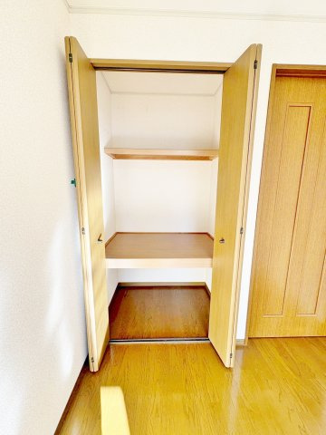 グレイス・パル国立