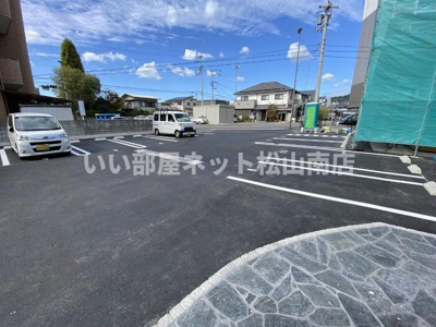 【駐車場】 | カトレアⅢ