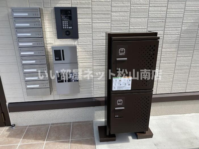 【エントランス】 | カトレアⅢ