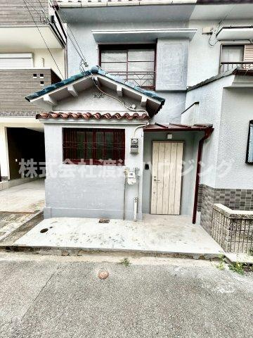 クラテル大利のエントランス