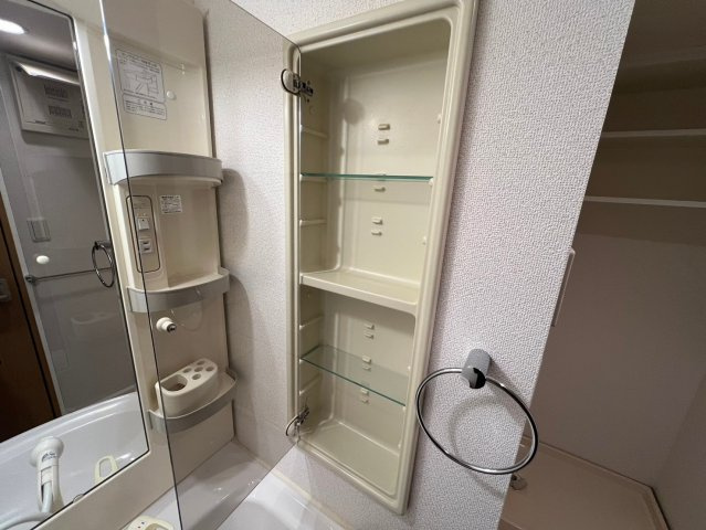 N緑地のエントランス