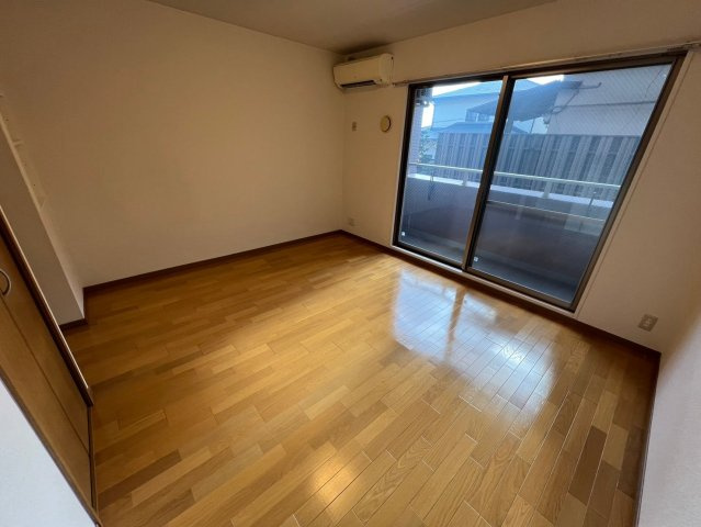 N緑地の居間・リビング