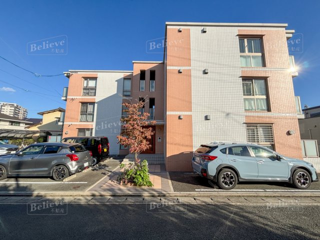 ヴィラジャスミンの駐車場|駐車スペースもあります♪