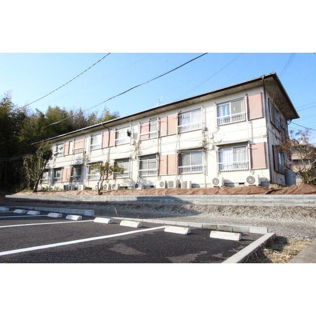 秦野市下大槻のアパートの画像