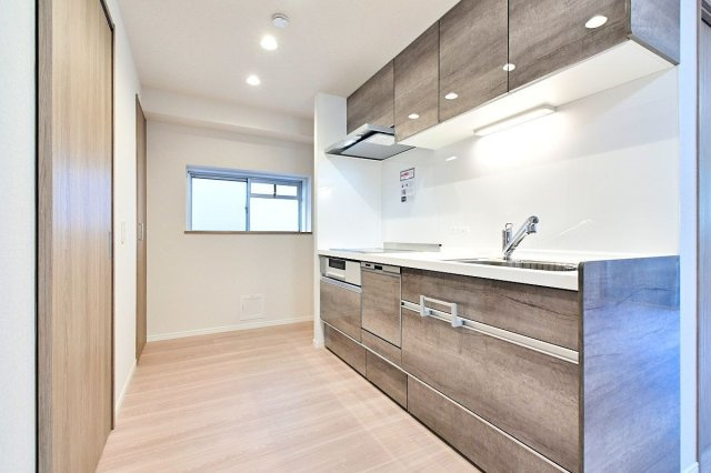 【キッチン】 | ロワールマンション美野島 | 食洗機付きのキッチンなので、忙しい朝もサッと片づけできていつでもキレイな状態をキープできます