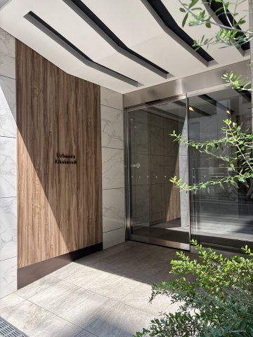 アーバネックス菊川Ⅲのエントランス