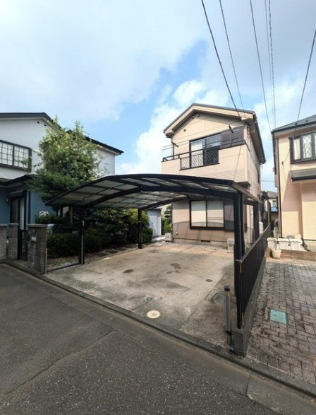 【中古】鶴ヶ島市上広谷中古住宅の外観|即ご案内可能！
南東向きの陽当り良好物件です！