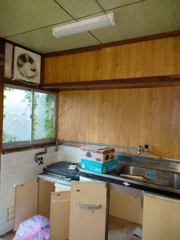 竹崎町一丁目　中古住宅のキッチン|キッチンでお料理をお楽しみください