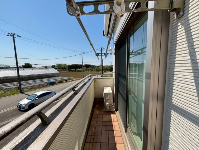 旭市南堀之内　中古戸建B棟のバルコニー