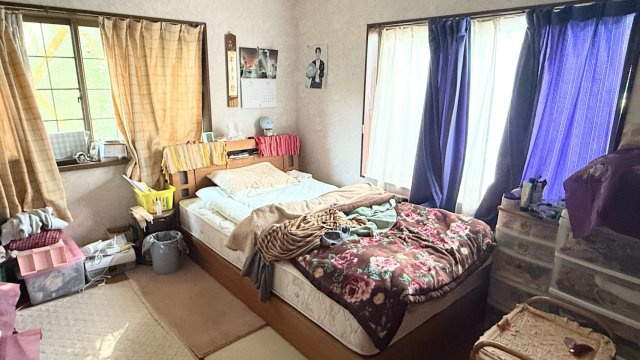 旭市南堀之内　中古戸建A棟の寝室