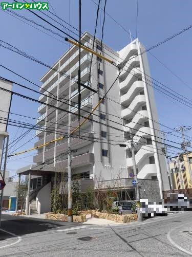 プレミア ステーション 西口の外観