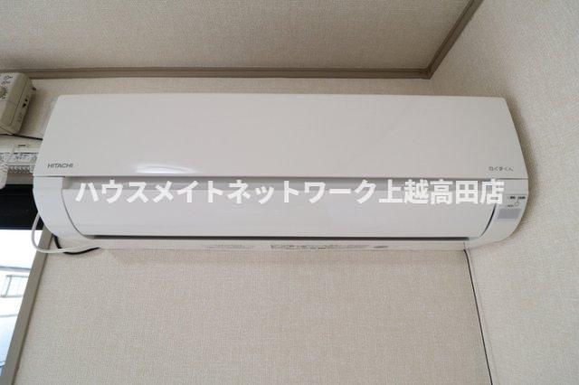 ヴィラ･ベルデベル Ａの設備|エアコン