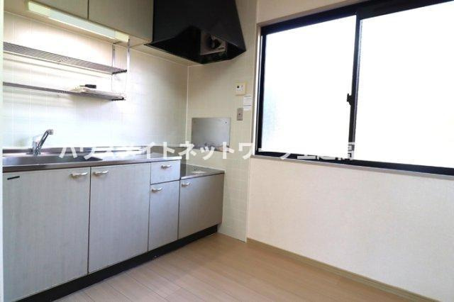 ヴィラ･ベルデベル Ａのキッチン|キッチン