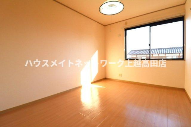 ヴィラ･ベルデベル Ａの洋室|洋室