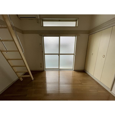 【居間・リビング】 | セントラル蒲田 | 居室