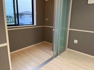 【居間・リビング】 | 仮称）東根市神町西4丁目新築アパート | インナーテラス（イメージ）